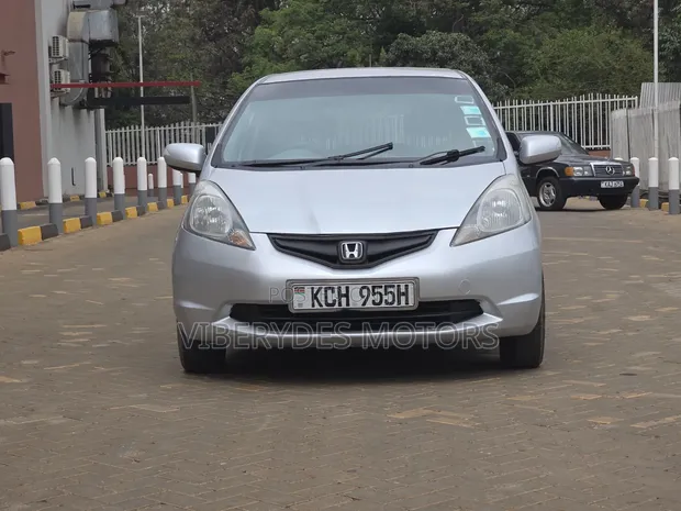 Honda Fit Sport 2009 Silver - 1