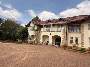 5 Bedroom Villa for Rent in Hardy, Karen