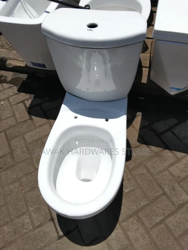 WK Close Coupled Toilet - Brand New - 1