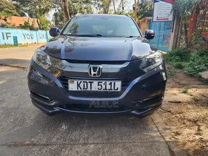Honda Vezel 2017 Nyeusi