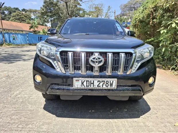 Toyota Land Cruiser Prado 2.8 D-4D 2015 Nyeusi - 1