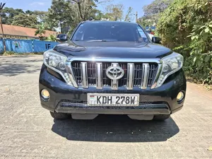 Toyota Land Cruiser Prado 2.8 D-4D 2015 Nyeusi
