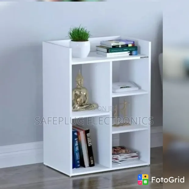 Modern 5-Shelf Bookshelf - Stylish & Spacious - 1
