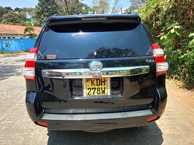 Toyota Land Cruiser Prado 2016 Matt Black - 1