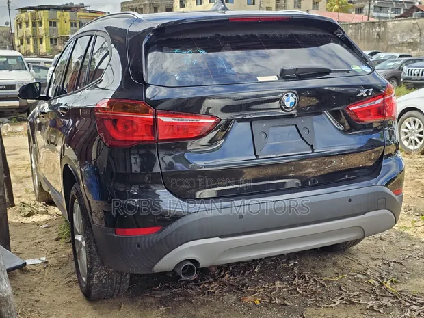 BMW X1 2018 Black - 1