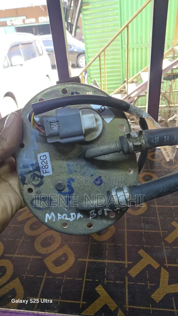 Mazda Bongo Fuel Pump - 1