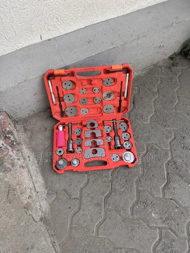 Sunshine Italy Heavy Duty Commercial Brake Tool Set - 1
