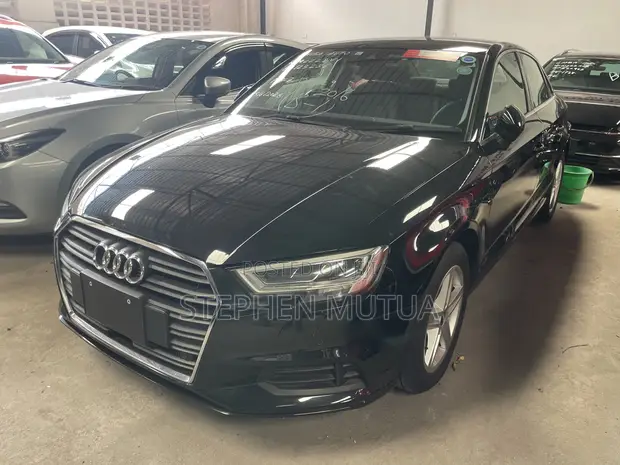 Audi A3 2.0T Premium FWD Sedan 2019 Black - 1