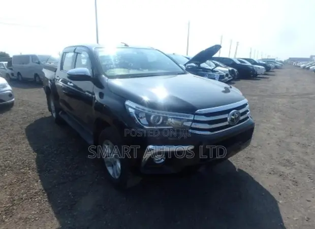 Toyota Hilux Revo Double Cab Diesel 2.4 AWD 2019 - 1