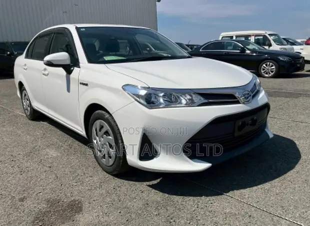 Toyota Axio 1.5 Hybrid G 2WD 2020 - 1