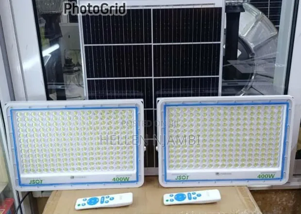 Jsot 2-in-1 400W+400W Solar Floodlights - 1