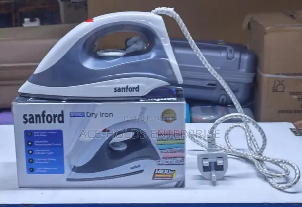 Sanford Dry Iron 1400W - Ceramic Soleplate - 1