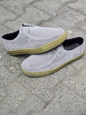 Clarks Suede Low-Cut Loafers