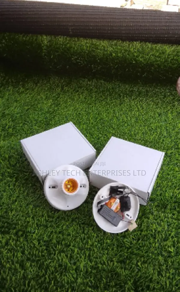 Wireless HD Bulb Holder Security Camera - 1