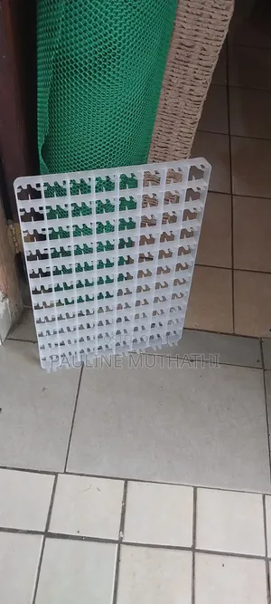 Incubator Setter Trays (88 Egg Capacity)