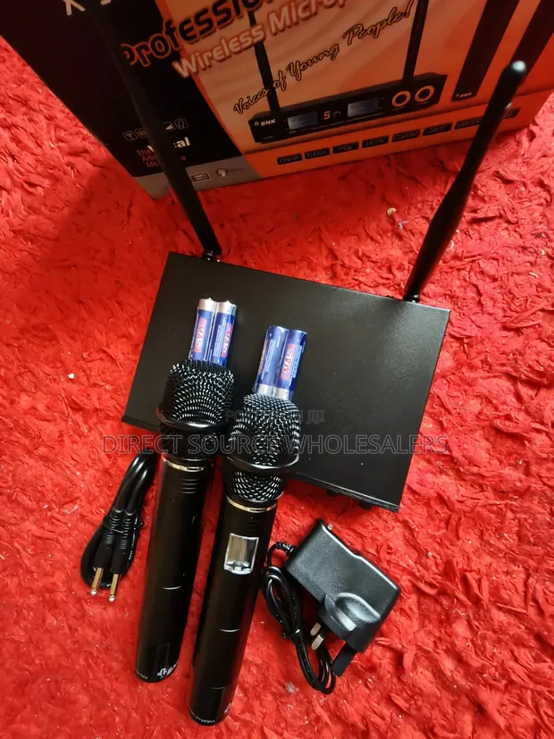 BNK X35 UHF Wireless Microphone System - 1