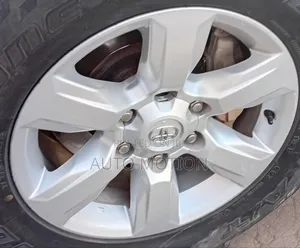 Used Rime Size 17 Wheels for Toyota Prado 150
