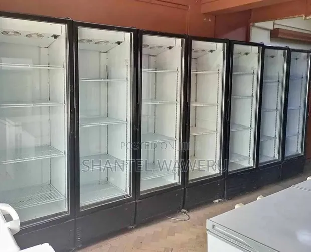 600L Showcase Display Fridge - Used - 1
