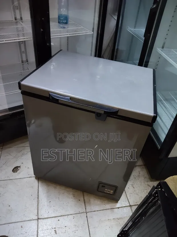 Used Ramtons 100L Gray Deep Freezer - 1