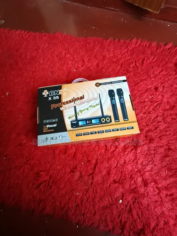 BNK X35 Wireless Microphone - Church & Conference - 1