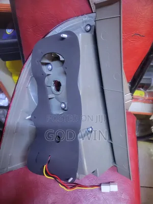Toyota Fielder Tail Lamp (2005)