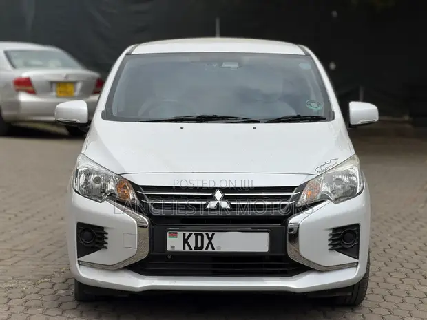 Mitsubishi Mirage 2020 - 1
