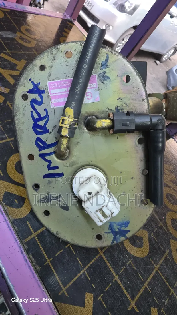 Used Subaru Impreza Fuel Pump - 1