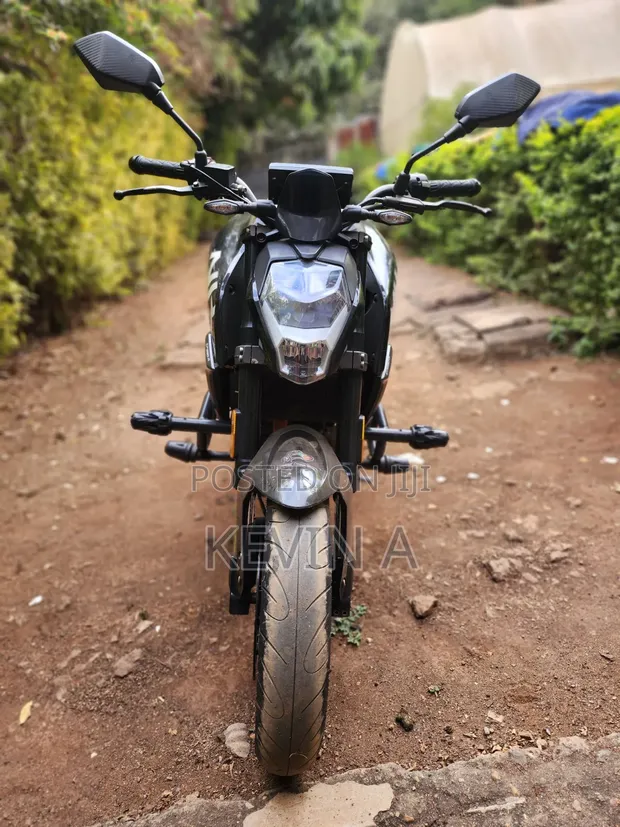 CFMoto 250NK 2021 Black - 1