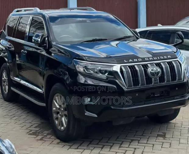 Toyota Land Cruiser Prado Kakadu 2021 Black - 1