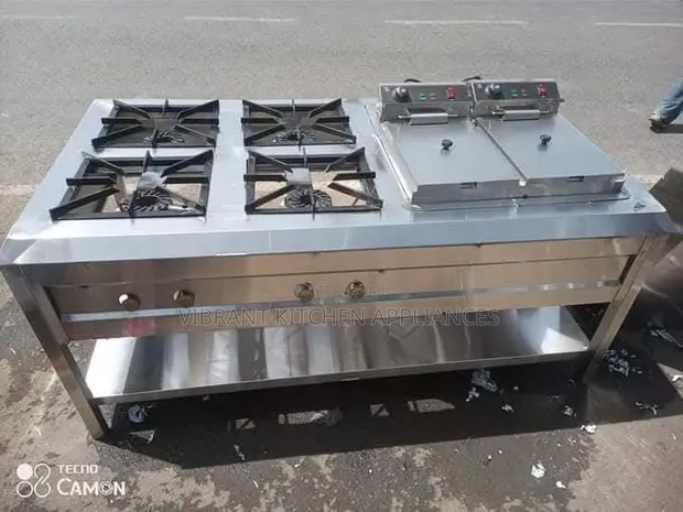 Combined Commercial Cooking Unit - 4 Burner + Double Fryer - 1