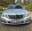 Mercedes-Benz E300 2010 Silver - 1