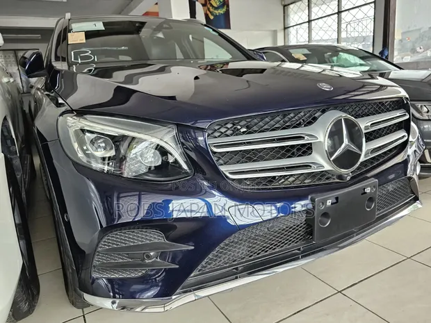 Mercedes-Benz GLC 250 4MATIC Avantgarde 2018 Teal - 1