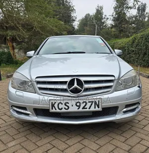Mercedes-Benz C200 Avant-Garde 2012 Silver