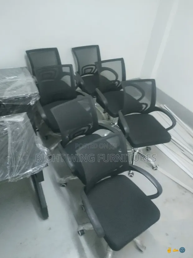 Adjustable Office Mesh Chair - Brand New - 1