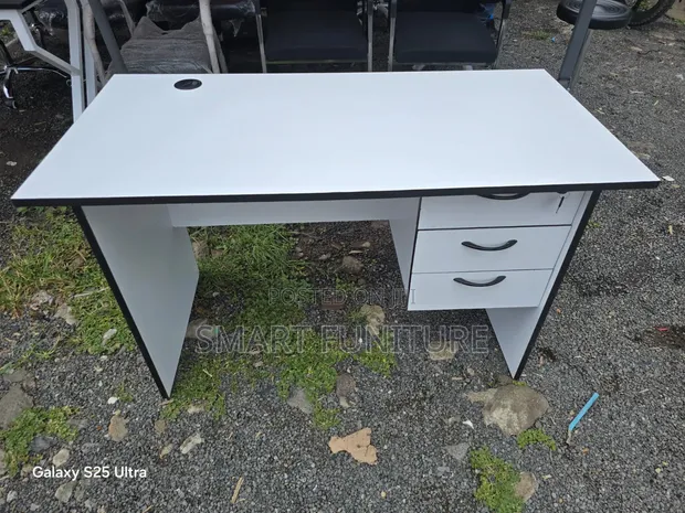 High Performance Executive Modern Office Desk - 1