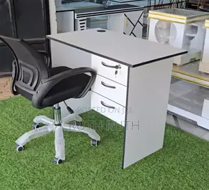SK Office Desk 1m - Brand New