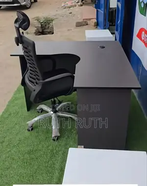SK L-Shaped Office Desk - Brand New