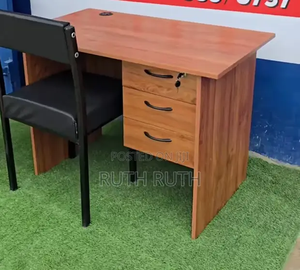 Brand New SK Office Desk 0.9m - 1