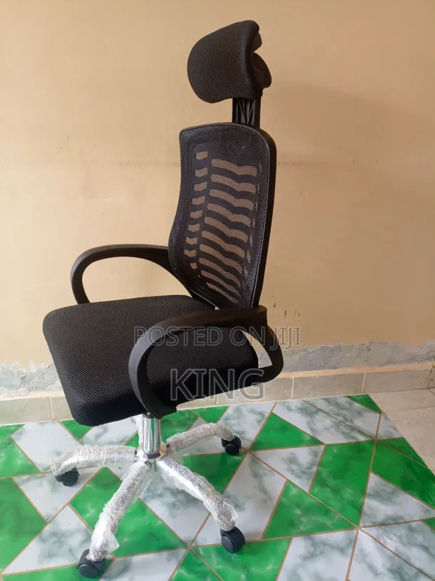 Boss Office Products Executive Director Chair - 1