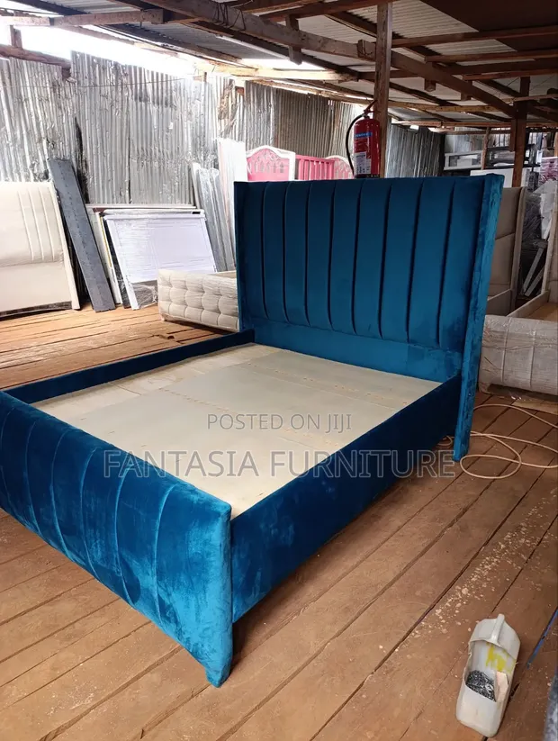 5x6 Foot Chesterfield Bed - 1