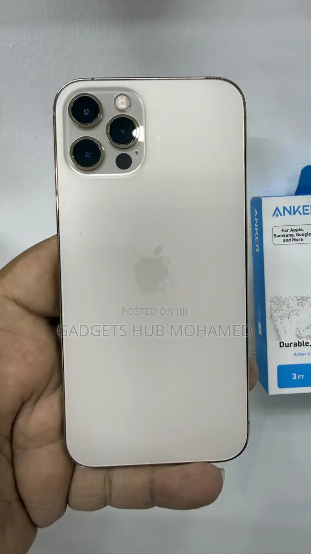 Apple iPhone 12 Pro 128GB Gold - 1