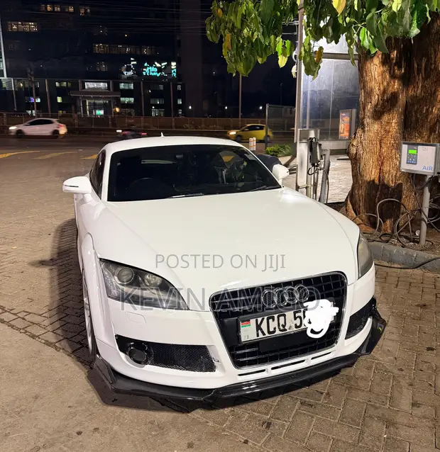 Audi TT S-line Quattro 2011 White - 1