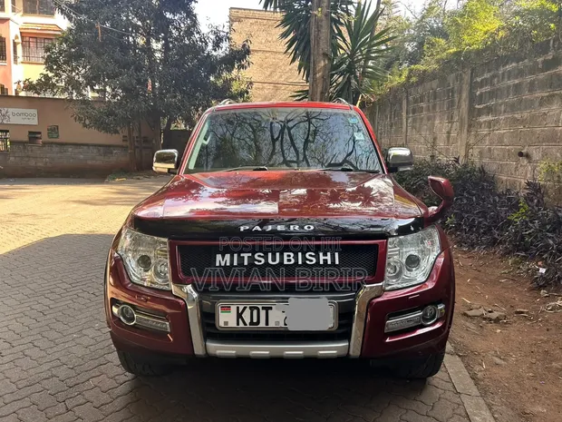 Mitsubishi Pajero Super Exceed 2018 - 1