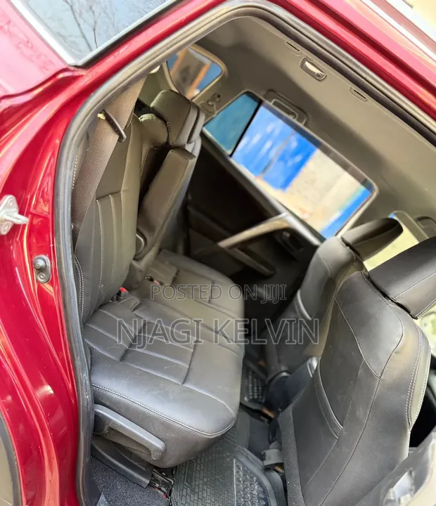 Toyota RAV4 2018 Red - 1