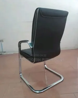 Executive Visitors Chair - Black PU Leather