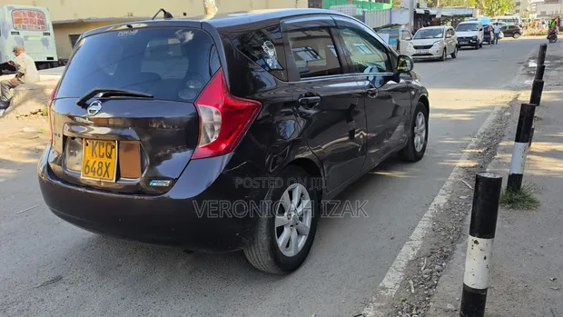 Nissan Note 2013 Brown - 1
