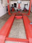 Durable 4-Post Vehicle Lift - 1