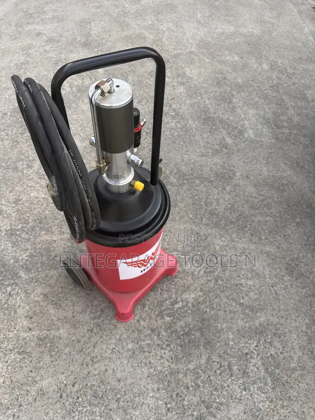 High Quality Italian Pneumatic Grease Bucket - 1