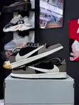 Travis Scott x Air Jordan 1 Low OG Dark Mocha - 2