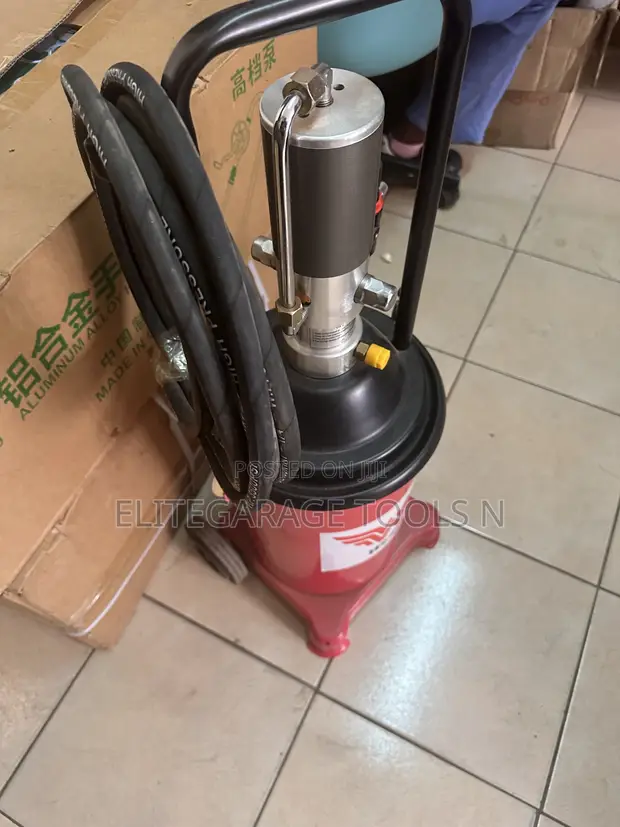 Sunshine Italy Heavy Duty Pneumatic Grease Bucket - 1